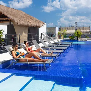 52 4*, Playa del Carmen Mexiko